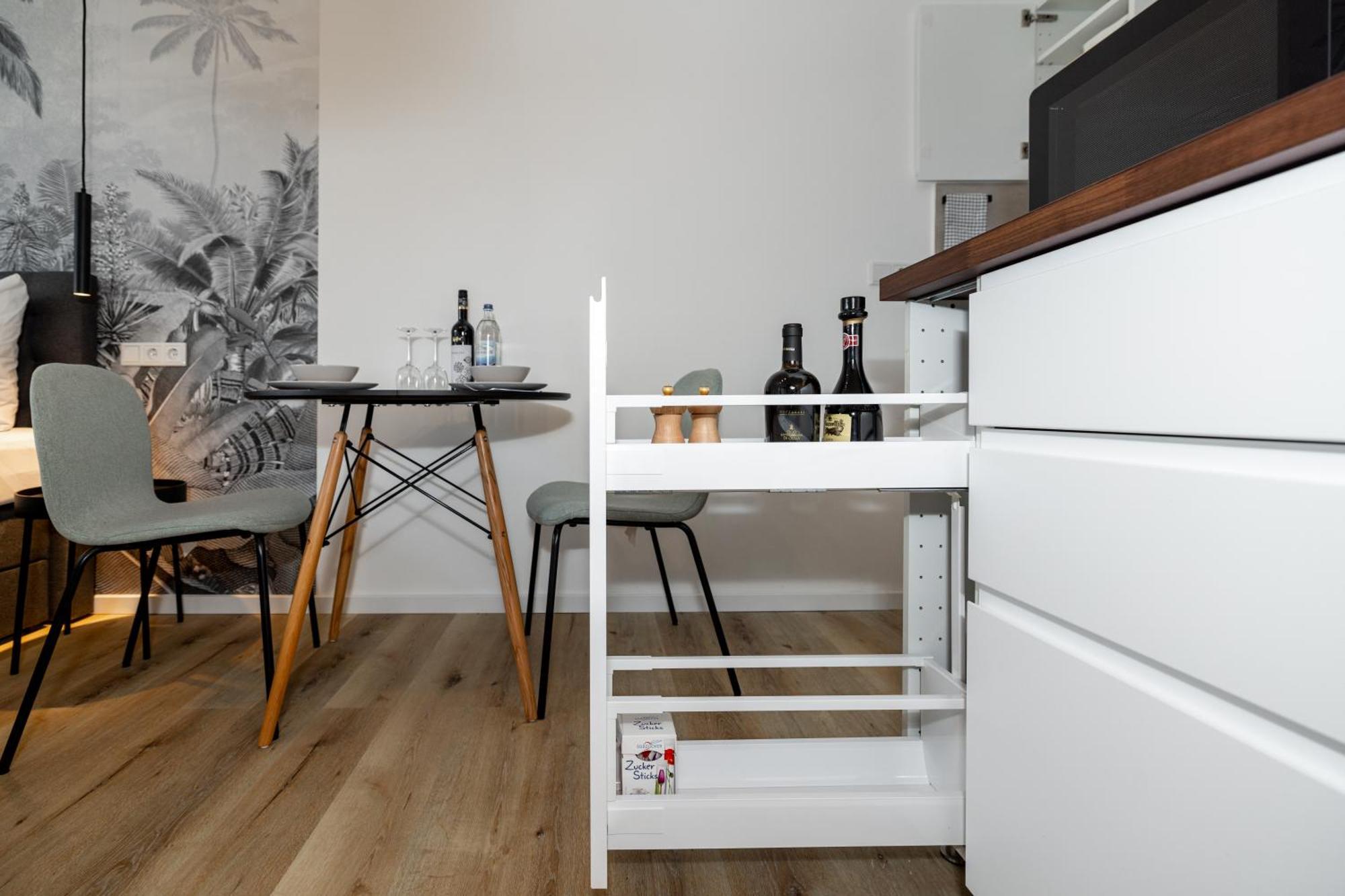 Kleines Apartment Mit Balkon Würzburg Buitenkant foto