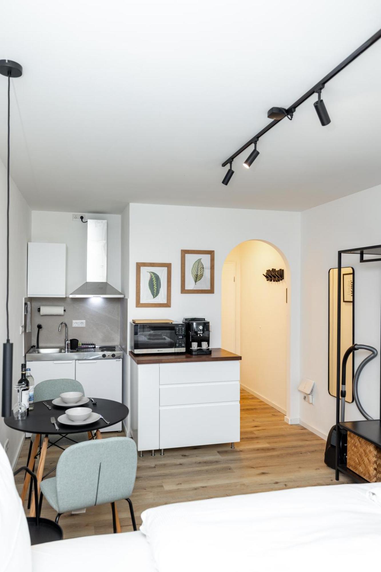 Kleines Apartment Mit Balkon Würzburg Buitenkant foto
